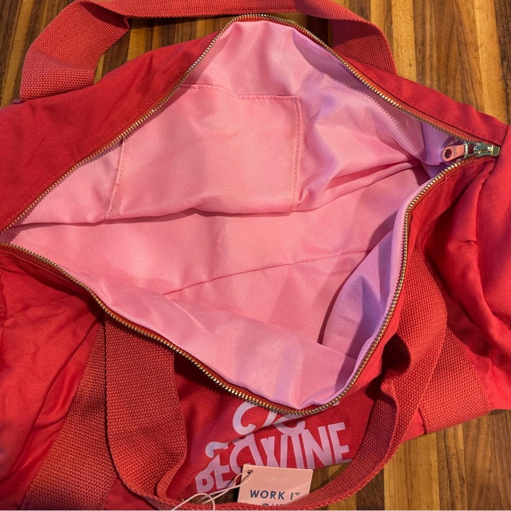 Red & Pink Duffle Tote Bag - Picture 4 of 9
